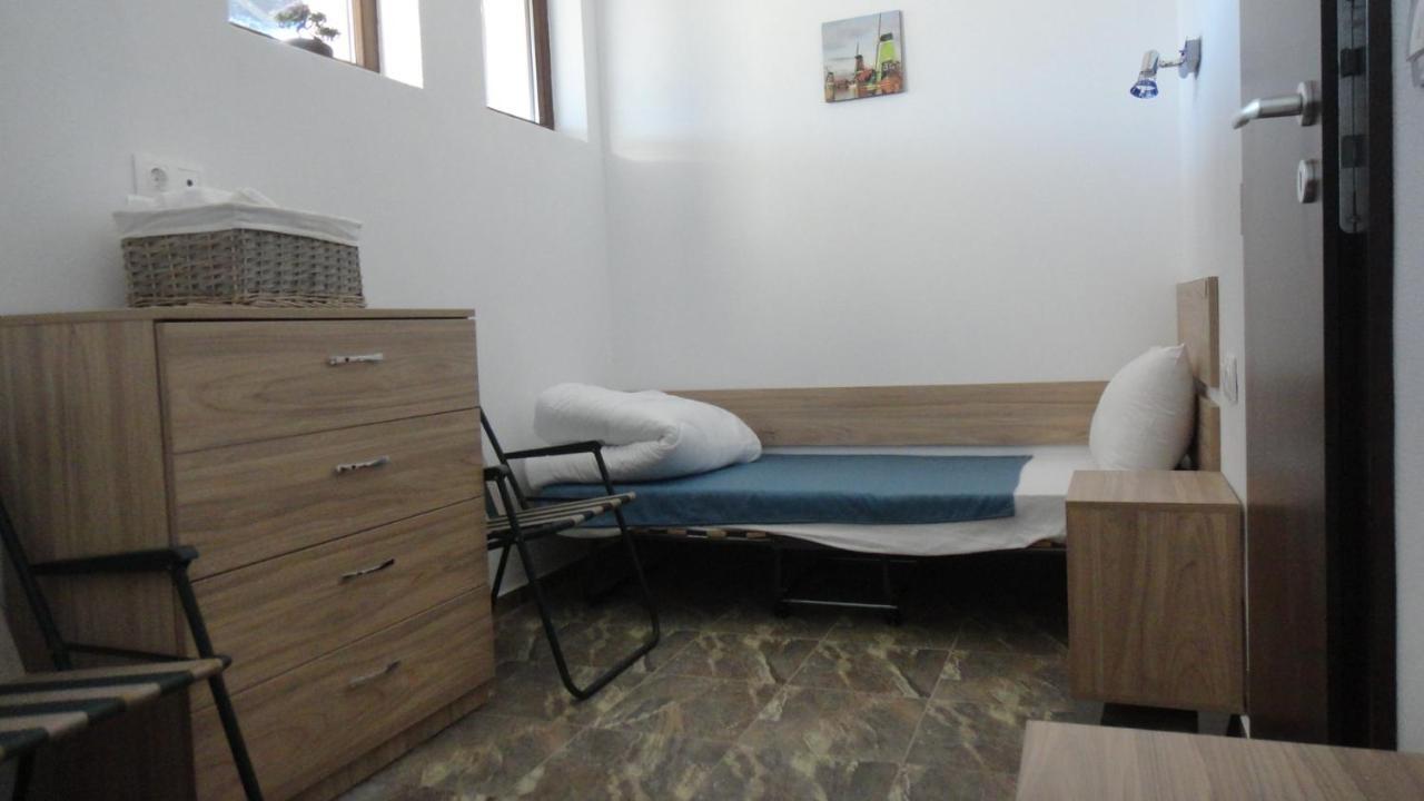 Guest House Hasiendata Pavel Banea Exterior foto