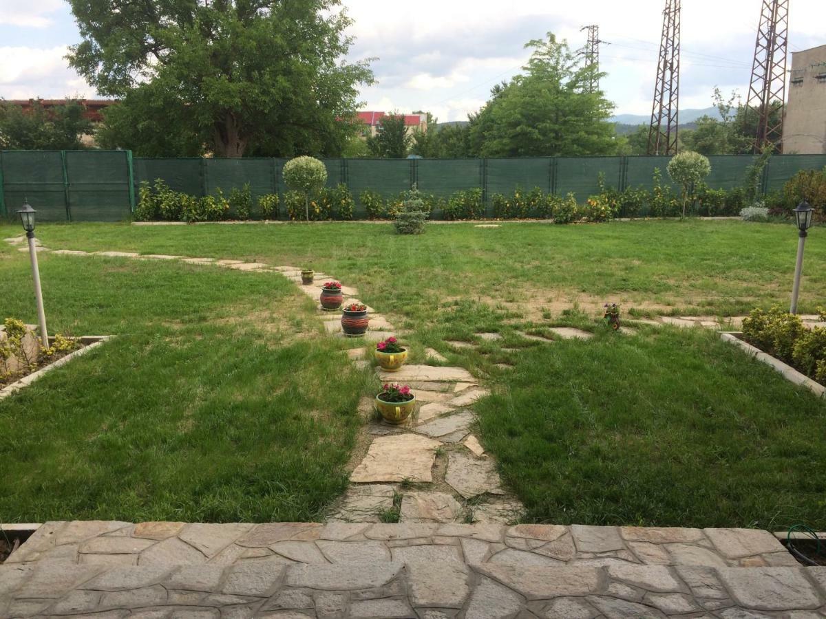 Guest House Hasiendata Pavel Banea Exterior foto